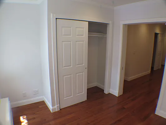 Rented by Glasser Realty LLC | media 2