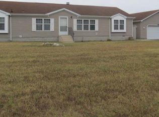 211 Fernwood Dr, Harrington, DE 19952