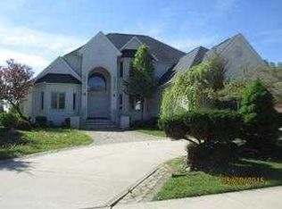 57698 Grey Fox Gln, Washington, MI 48094