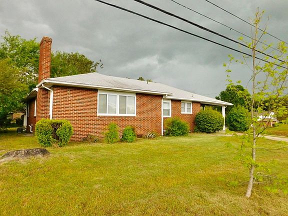 3rd image of 3300 E River Rd S