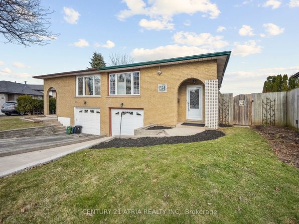 62 Guildwood Dr, Hamilton, ON L9C 6S4