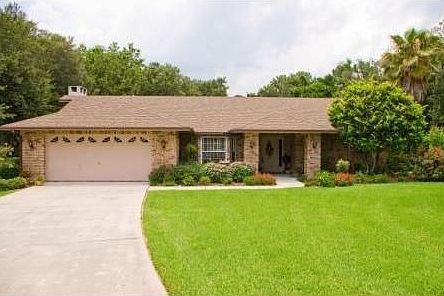 1st image of 2913 Deerbrook Dr
