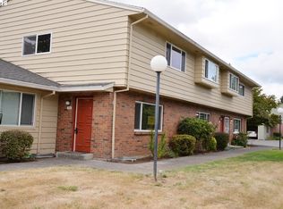 2284 NE Hogan Dr, Gresham, OR 97030