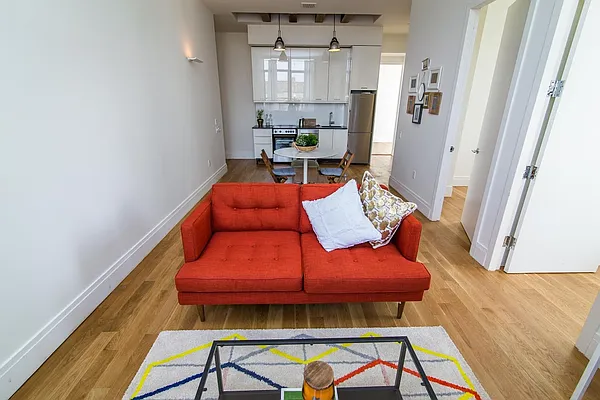 Rented by Nooklyn NYC LLC | media 153