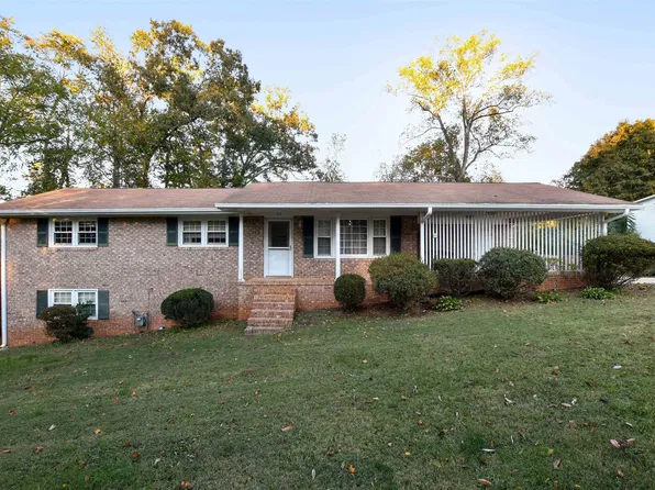 317 Richmond Dr, Greenville, SC 29617