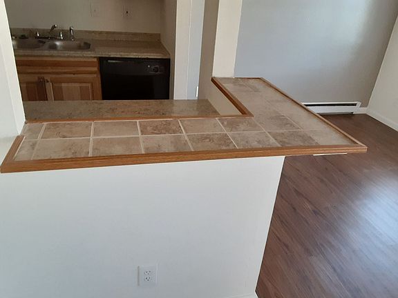 5th image of 416 Independent Ave #10