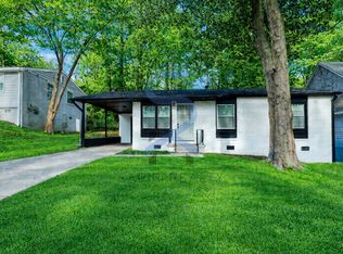 836 Bolton Rd NW, Atlanta, GA 30331