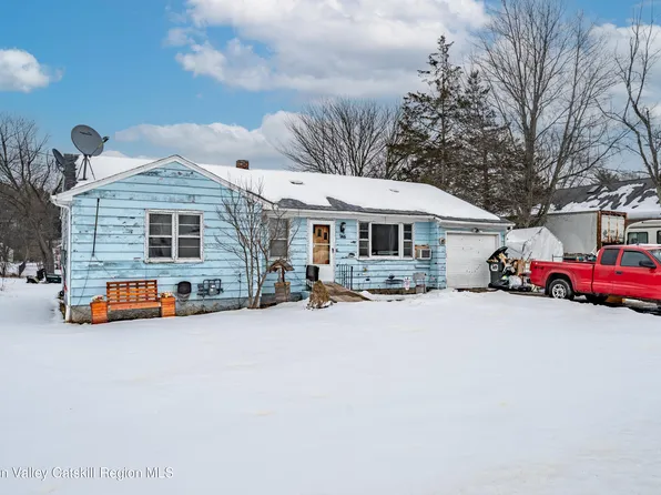 146 Joslen Boulevard, Greenport, NY 12534