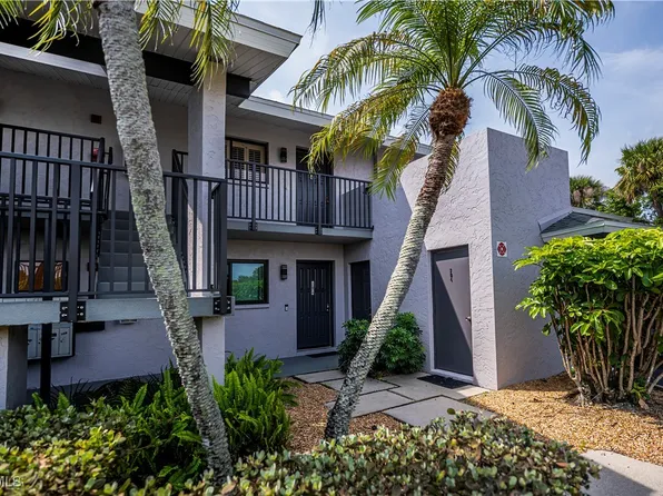 808 Cape Coral Pkwy W APT 204, Cape Coral, FL 33914