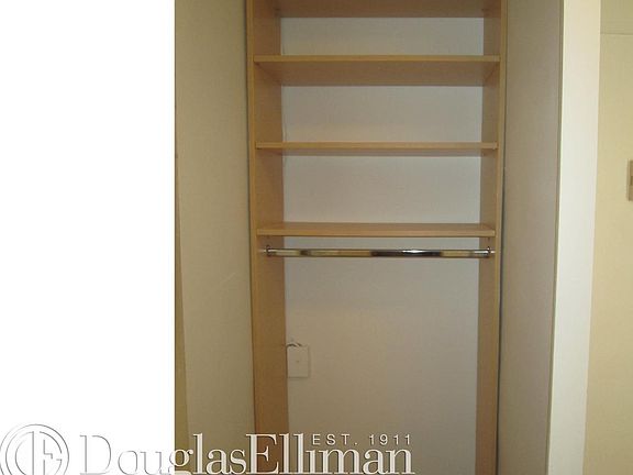 3rd image of 145 4th Ave APT 6N