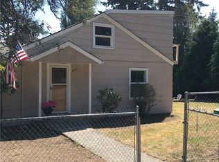 739 S 207th St, Des Moines, WA 98198