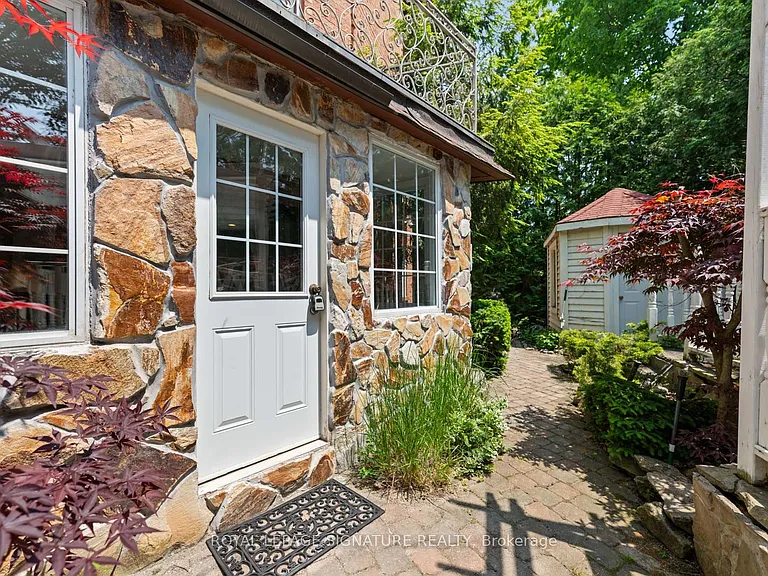 23 Brandy Ct — Photo 7