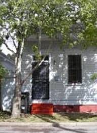 2nd image of 3703 Burgundy St