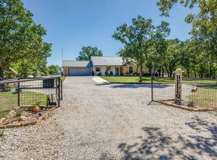 160 Bishop Rd, Bowie, TX 76230