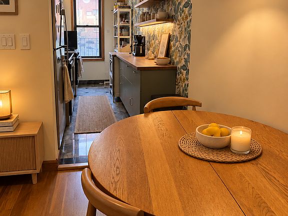 5th image of 89 Macdougal St APT 2B