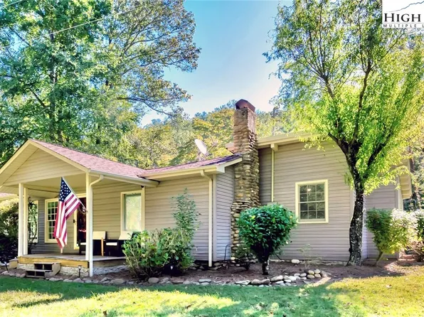 8996 Edgemont Road, Collettsville, NC 28611