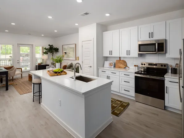 Heron Mill Apartments at Douglasville