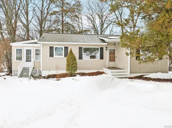 15 Herbst Drive, Monroe, NY 10950