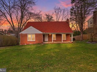 1529 Springside Dr, Lancaster, PA 17603