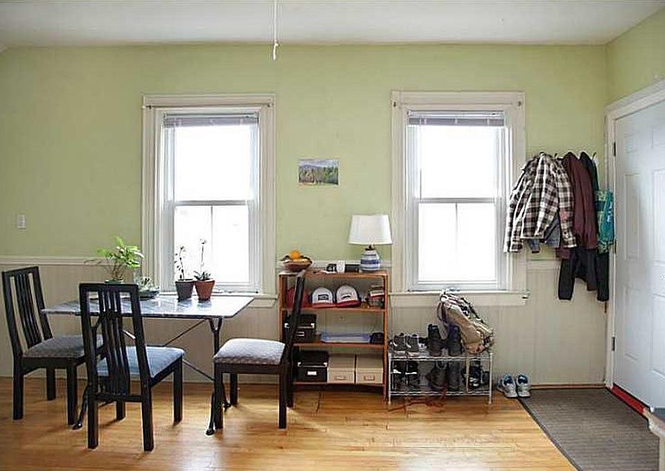 2nd image of 108 Penn St