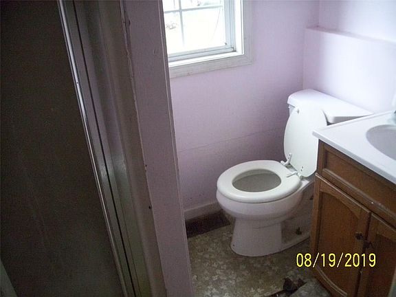 5th image of 112 Broadway St