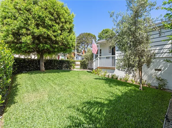1301 19th St, Manhattan Beach, CA 90266