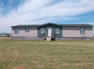 300 Indian Ln, Bowie, TX 76230