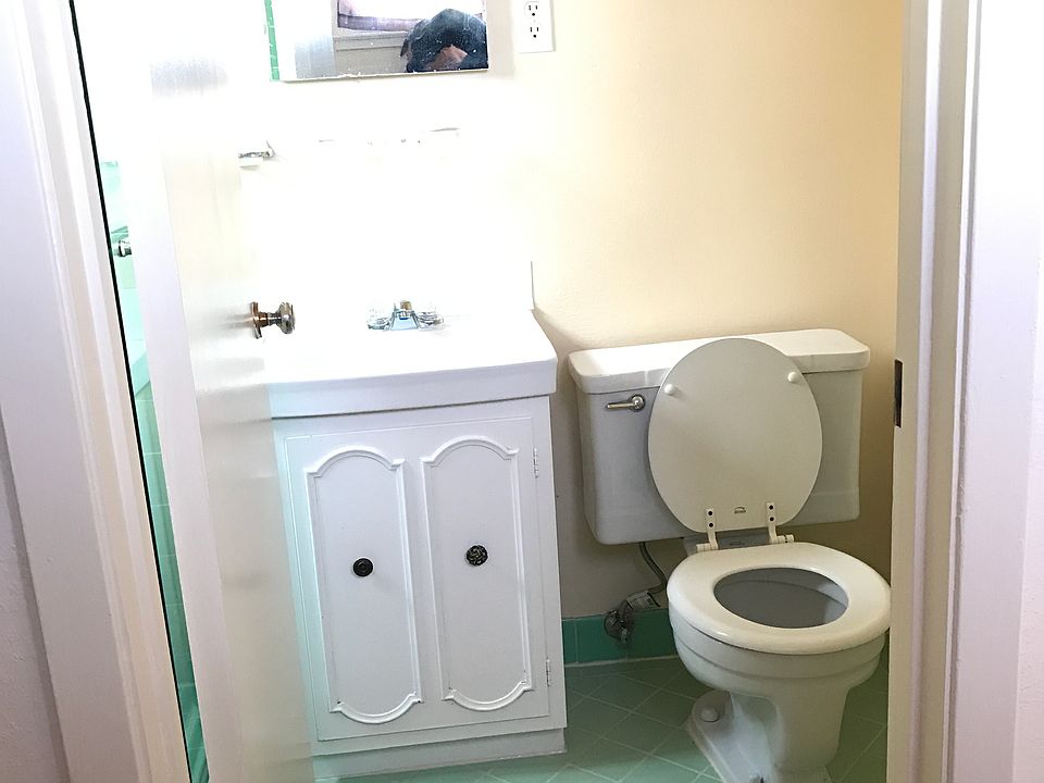 1st image of 351 Arroyo Dr