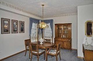 4th image of 1327 E Washington St Unit 402