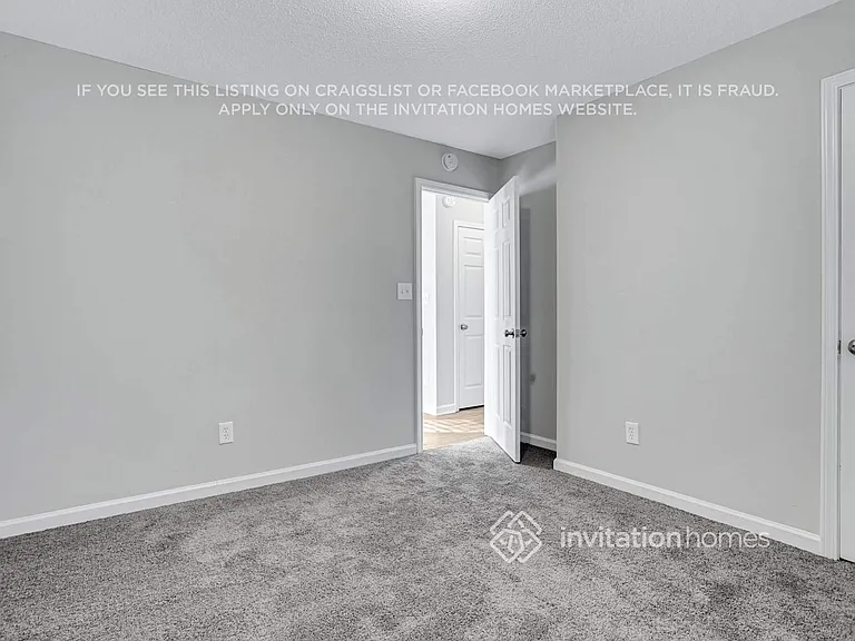 1092 Abington Ct — Photo 17