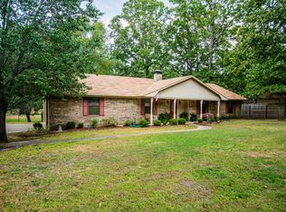 708 Royal Oak Dr, El Dorado, AR 71730