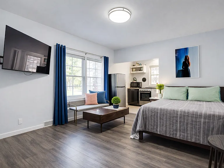 2104 Harriet Ave #201 — Photo 6