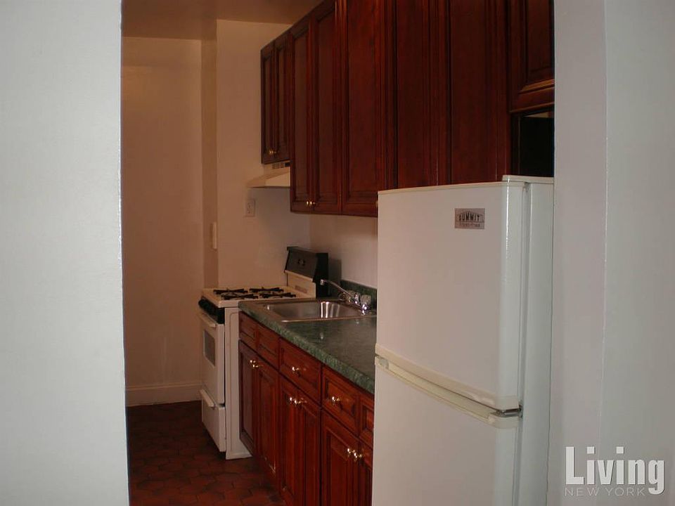 2nd image of 635 W 170th St APT 5G