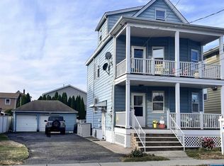 72 Koster St, Wallington, NJ 07057