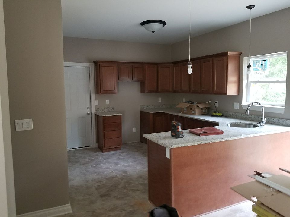 1st image of 34014 Orangelawn St