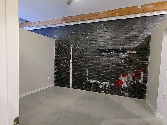 5th image of 1223 Union Ave #202