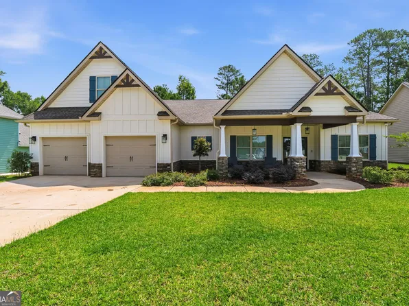 641 Whispering Pines Dr, Macon, GA 31211