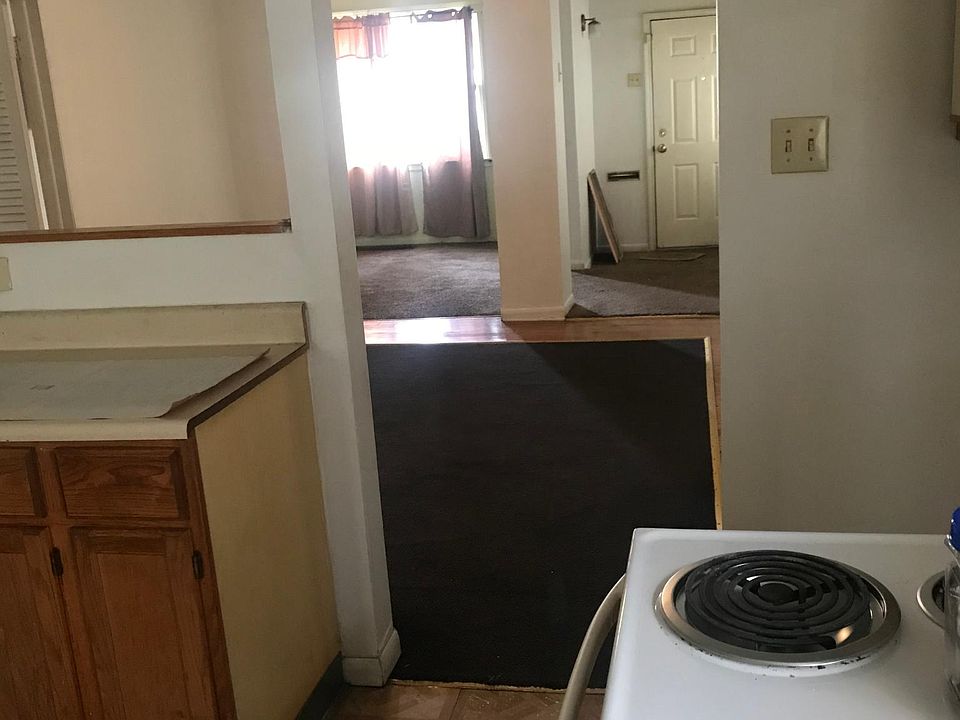 1st image of 215 S Harris Ave