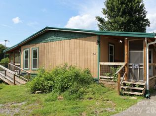 24 Karis Ln, Clyde, NC 28721