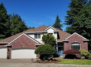 11370 SE Highland Loop, Clackamas, OR 97015
