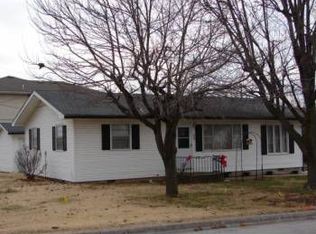 229 N Pine St, Marshfield, MO 65706