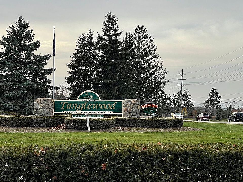 1st image of Country Club Dr