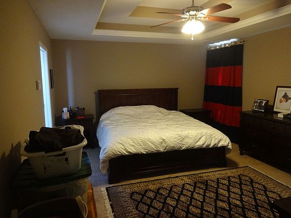 3rd image of 2321 Lincoln Ct