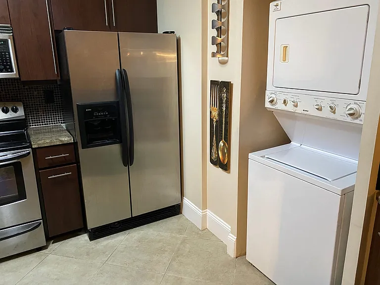 15563 Miami Lakeway N #204 — Photo 7