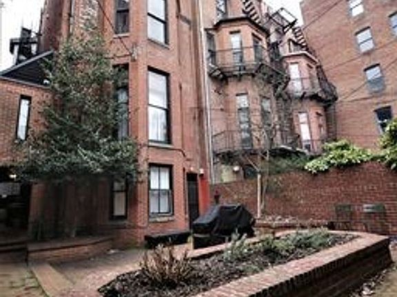 3rd image of 1619 Park Ave