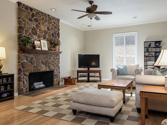 4th image of 5718 Trail Meadow Dr
