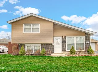 3660 152nd St, Midlothian, IL 60445