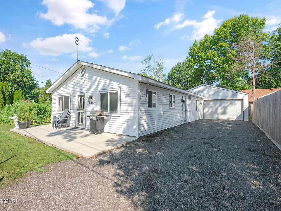 1st image of 6013 James Rd