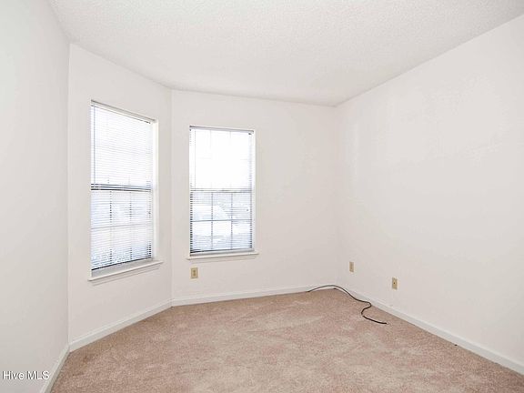 5th image of 1733 41st St #A