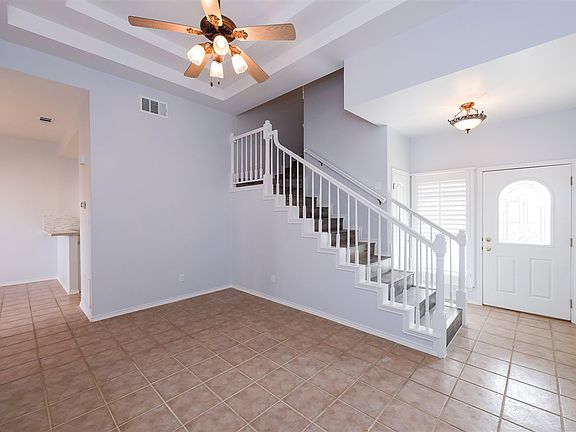 5th image of 510 Shiloh Dr APT 305